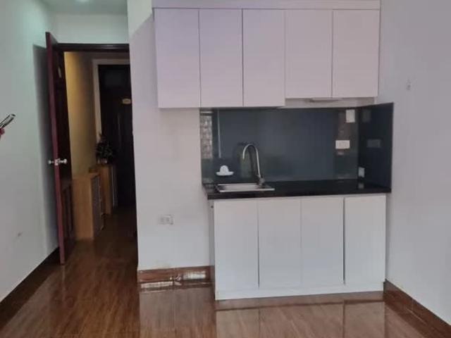 BÁN NHÀ: Xuân Thủy Diện tích: 63m2 5 tầng GIÁ 11.2 tỷ