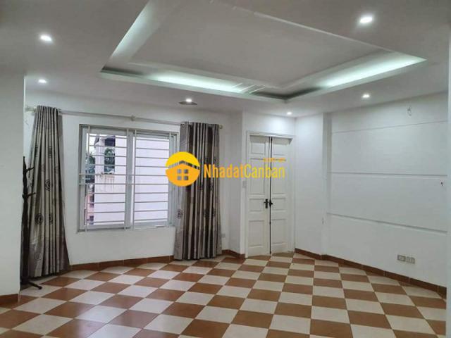 Bán nhà xã đàn quận đống đa, kinh doanh nhỏ, ngõ rộng thoáng, gần ô tô đỗ, diện tích 40m2 giá 4,4 tỷ