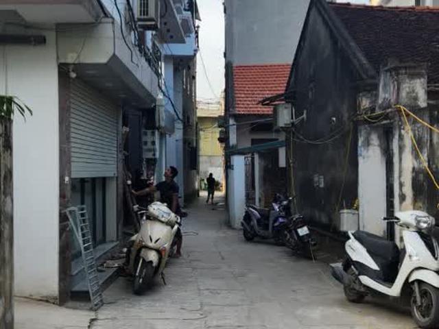 Bán Nhà Yên Lũng An Khánh, 38m2*5Tầng. Xây độc lập ngõ thông rất nông chỉ 30m ra ôtô tránh