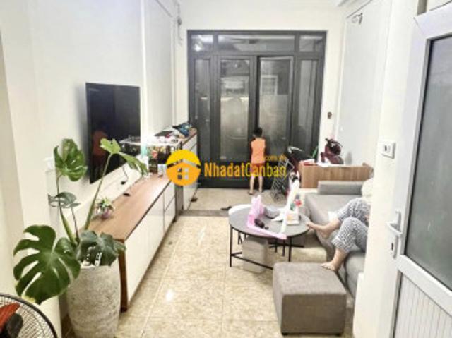Bán nhà yên lộ, hà đông, lô góc, ngõ thông, sát ô tô, 34m², 5.2 tỷ