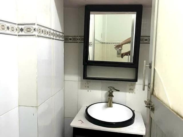 Bán Nhà 10 Phòng Ngủ, 61m2, Lê Đình Cẩn, Tân Tạo, Bình Tân 6.5 Tỷ Sổ Hồng Chính Chủ