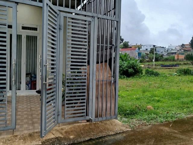 Bán nhà 123,7m2 gần sân bay Liên Khương Đức Trọng Lâm Đồng Giá 2 tỷ2
