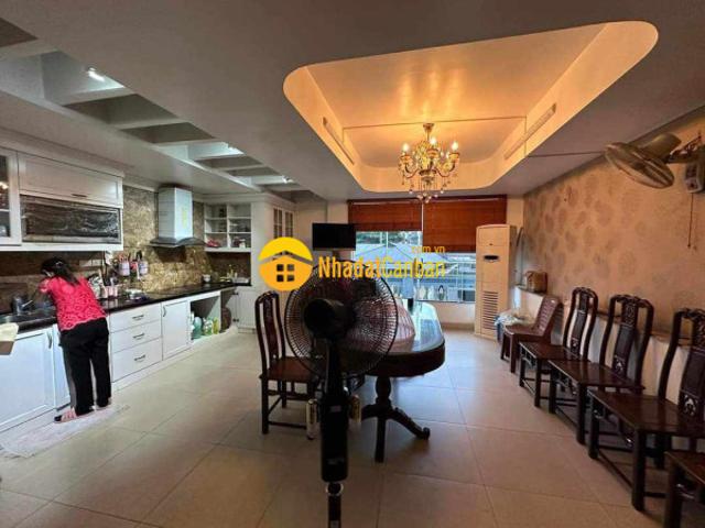 Bán nhà 125m2 đường bưởi nhỉnh 28 tỷ xây 5t, mt6.5m vỉa hè lô góc khu vip ba đình