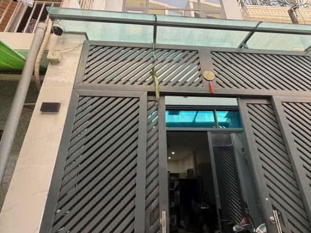 Bán Nhà 1/ Đường Khánh Hội Quận 4