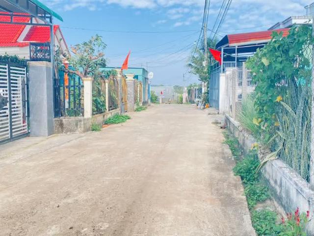 Bán nhà 1 trệt 1 lầu kiên cố hẻm ql20, ninh gia, đức trọng cũ, lâm đồng
