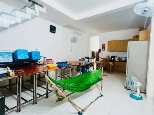 Bán nhà 1 Trệt 1 Lầu Lửng 100m2 liền kề KDC D2D vị trí đẹp, gần EAON MALL