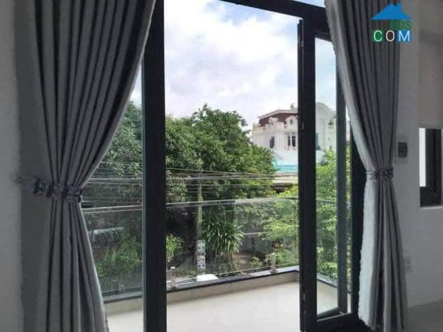 Bán Nhà 1 Trệt 1 Lầu Mới Xây, Cách KCN Cầu Tràm Chỉ Vài Phút – Đường Xe Hơi – SHR