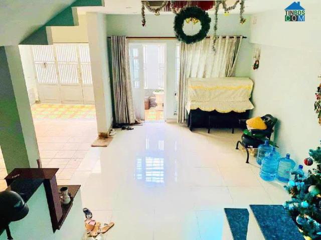 Bán nhà 1 trệt 2 lầu trung tâm Lê Văn Sỹ Quận 3 ngang gần 8m, hẻm 6m thông tứ tung, xe hơi quay
