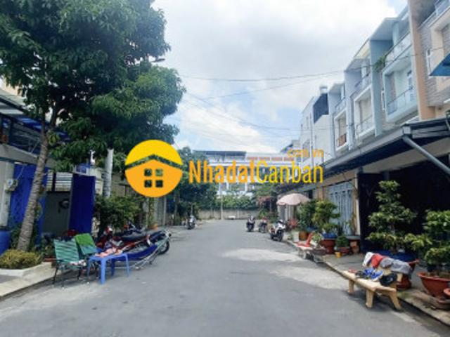 Bán nhà 1 trệt 2 lầu khu vạn xuân, tam bình. Dt 70m2, giá 6.3 tỷ