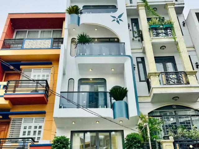 Bán Nhà 1 Trệt 3 Lầu + Sân Thượng – Nhà Đẹp, Diện Tích Rộng