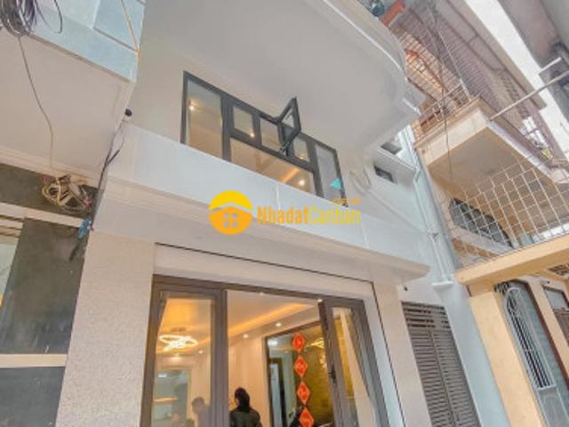 Bán nhà 29 phố trạm gần phố ở sướng, an sinh đỉnh, nhiều tiện ích 52m2, 5t, giá 4.5 tỷ