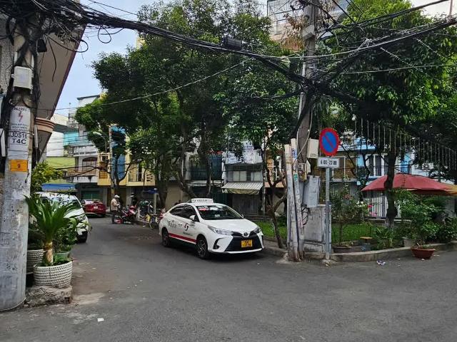 Bán Nhà 2 Căn Mặt Tiền trung Tâm Q4 hơn 7 Tỷ X