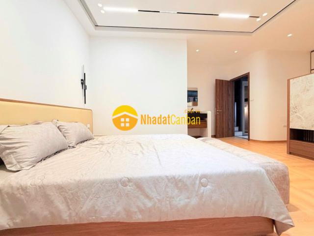 Bán nhà 2 mặt ngõ 5 tầng thang máy phố hoàng hoa thám, 46m2, 11.9 tỷ