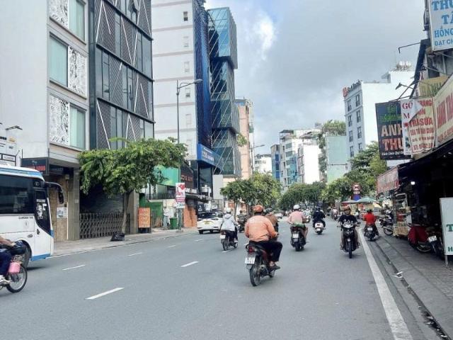 Bán nhà 2 Mặt tiền Bạch Đằng ngay CV Gia ĐỊnh, 4x22m 8 tầng 12PN, chào 29,8 Tỷ