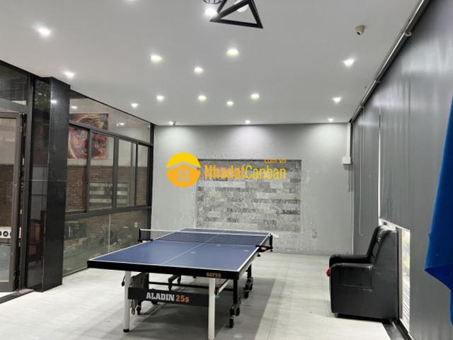 Bán nhà 2 mặt tiền kinh doanh lạc long quân chỉ 5.7 tỷ lh 0352086