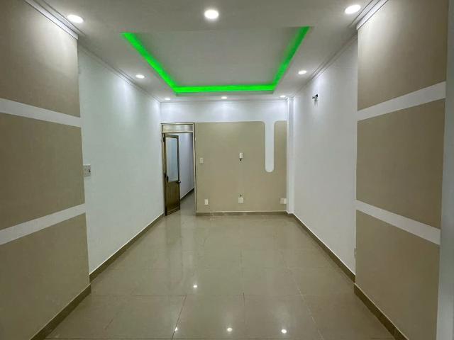 Bán nhà 2 mặt tiền hẻm ô tô rộng đường Điện Biên Phủ Nha Trang Diện tích: 82,5m2 Giá 5,8 tỷ