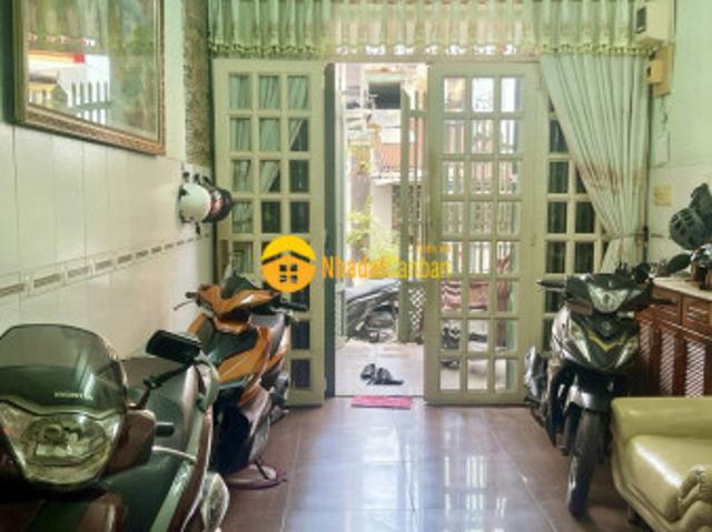 Bán nhà 2 mặt tiền đường 702 hồng bàng, phường 1, quận 11, 46m, 4 tầng, kinh doanh, chỉ 7,9 tỷ