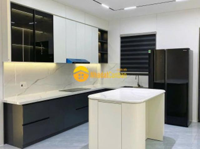 Bán nhà 2 tầng 3 mặt thoáng trung tâm hải châu, đà nẵng
