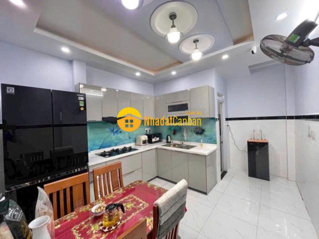 Bán nhà 2 tầng btct gần chợ hạnh thông tây chỉ hơn 6 tỷ 45m2