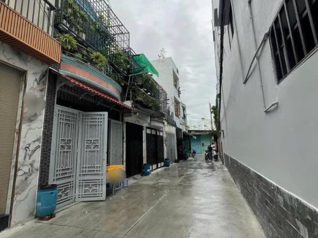 Bán nhà 2 tầng hẻm xe hơi 5m Đường Thạch Lam – 6,4 tỷ