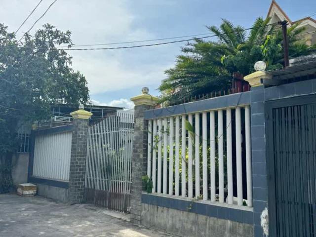 Bán Nhà 2 Tầng Khu Ba Làng, Vĩnh Hoà, Nha Trang, cách biển 100m, giá chỉ 15 tỷ