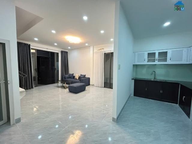 Bán nhà 2 tầng Lý Phục Man, vĩnh phước, Nha Trang Vị trí: Cách đường chính 2/4 100m. Đi bộ tắm