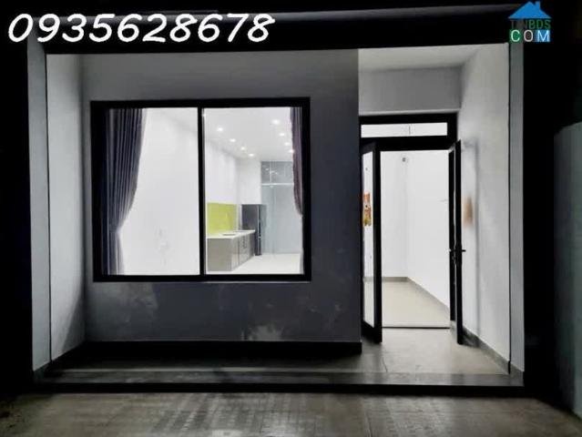 Bán nhà 2 tầng mặt tiền đường Nam Thọ Quang 125m2 gần biển