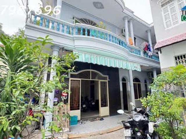 Bán Nhà 2 Tầng Ngay Trung Tâm TP Nha Trang Cách Lê Hồng Phong 50m, Sổ Hồng Chính Chủ
