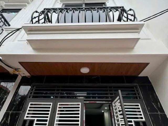 Bán nhà 32m2 cạnh Tân Tây Đô, Đan Phượng. Cách 120m đến trường Mầm Non Tân lập. Nhà ở ngay