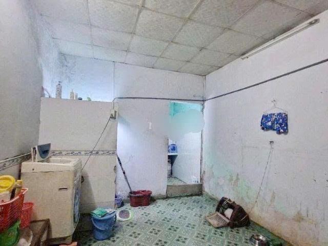 Bán nhà 3.72x29.5m mặt tiền Tạ Quang Bửu P5Q8