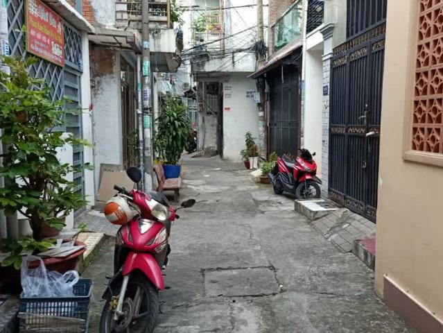 Bán Nhà 3 Tầng 4 Phòng Ngủ, 44m2, Ngõ Nguyễn Suý, Tân Quý, Tân Phú, Giá 5.8 Tỷ, Sổ Hồng