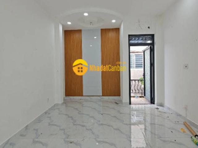 Bán nhà 3 tầng 25m2 trần văn quang hơn 2 tỷ