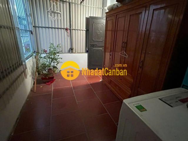 Bán nhà 3 tầng việt hoà ô tô vào nhà giá chỉ 2,35 tỷ