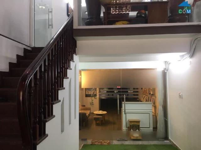 Bán Nhà 3 Tầng, cách Vincom Thủ Đức, Hoàn Công Chuẩn, Giá Chỉ Hơn 8.5 Tỷ