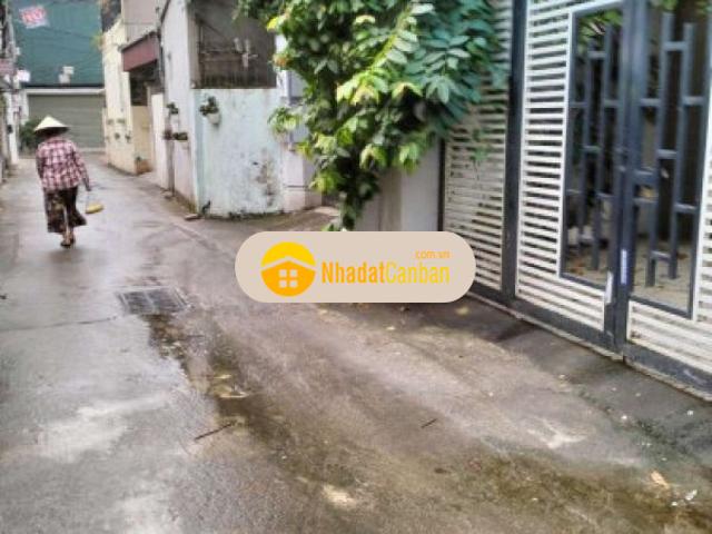 Bán nhà 3 tầng dân xây sau chợ thạch bàn