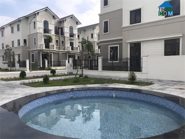 Bán nhà 3 tầng, giá rẻ, tiện ích nội, ngoại khu đầy đủ, vị trí đắc địa