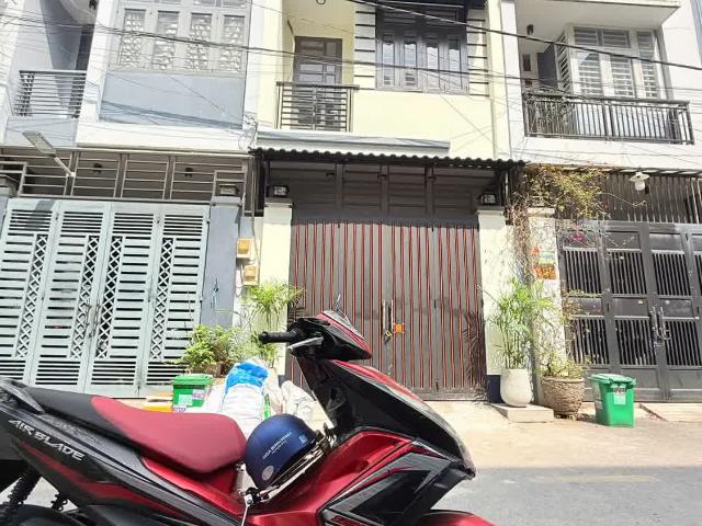 Bán Nhà 3 Tầng Hẻm Xe Hơi Số 647 Quốc Lộ 13, Hiệp Bình Phước, Thủ Đức