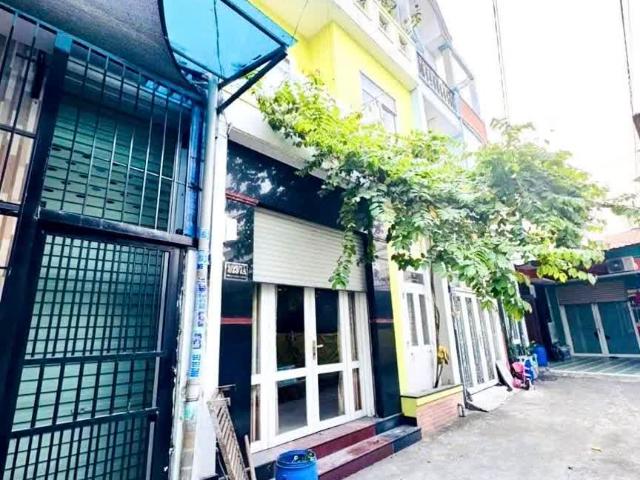 Bán nhà 3 TẦNG hoàn công đường 13 LINH XUÂN Gần đường Phạm Văn Đồng chỉ 4.2 TỶ