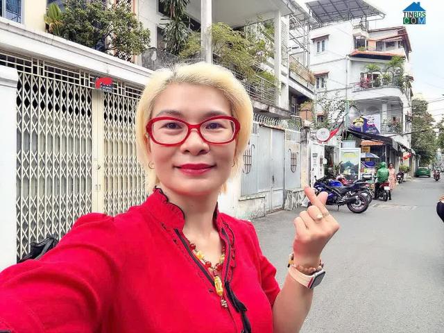 Bán Nhà 3 Tầng HXH 8M Đ. Trường Sa, P. 14, Quận 3 DT Chuẩn Đẹp 5,5m*20m * LH Giang: 093.86
