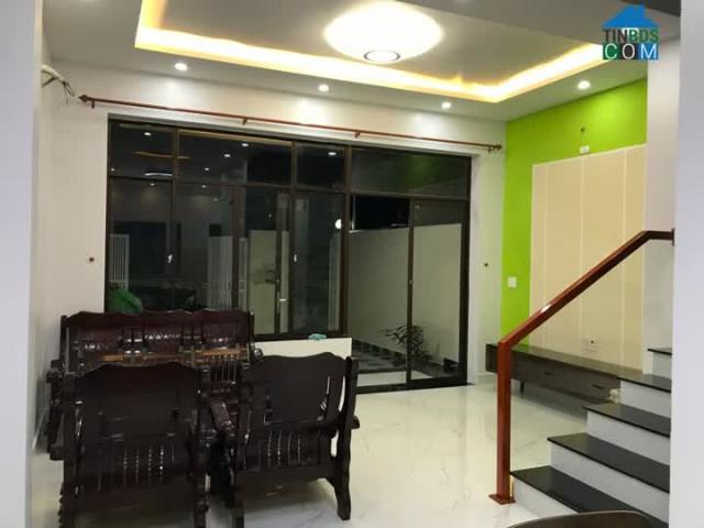 Bán nhà 3 tầng khu đô thị VSIP Quảng Ngãi đối diện công viên