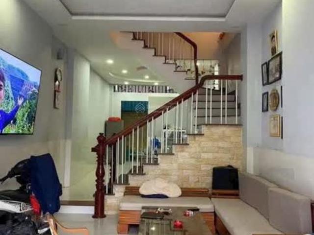 Bán Nhà 3 Tầng Khu Đô Thị Lê Hồng Phong 2, TP Nha Trang, Giá 4.35 Tỷ