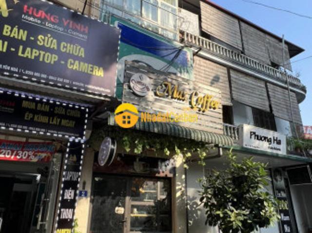 Bán nhà 3 tầng mặt ngõ 110 trung kính ô tô tránh, kd tốt giá 12 tỷ. Lh 0869381