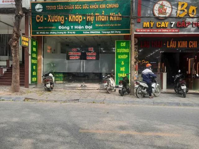 Bán nhà 3 tầng mặt phố Ngọc Hoà, Thị trấn Chúc Sơn, DT 147,3m2, giá 2x tỷ, đẹp, nhiều tiện ích