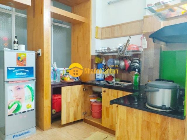 Bán nhà 3 tầng mặt tiền đường ngô đức kế tp nha trang. Giá 6,9 tỷ