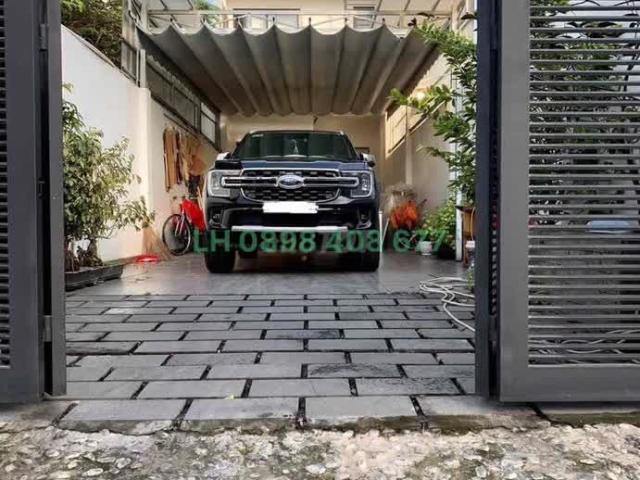Bán nhà 3 Tầng. Đường rộng 12m đối diện trường học, P. Trường Thọ, DT 184m²