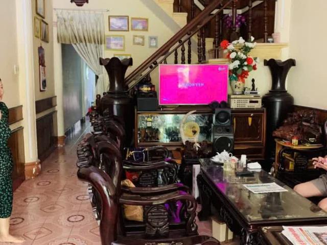 Bán Nhà 3 Tầng Ngay Khu Phố Tây, Phường Tân Lập, TTTP Nha Trang diện Tích: 105,6m², Giá Bán