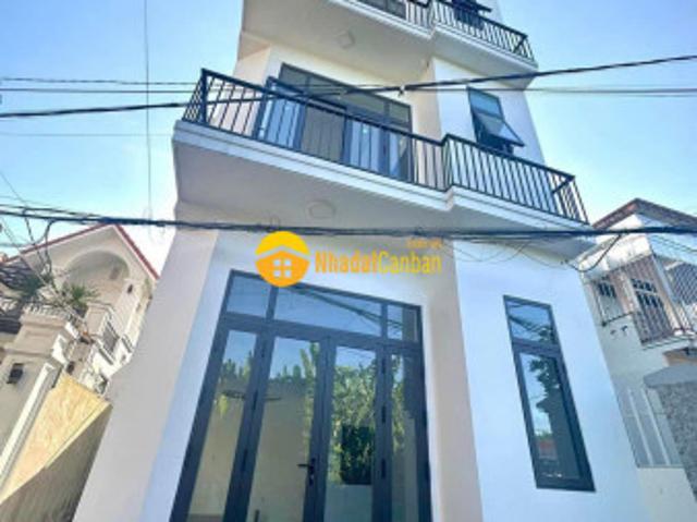 Bán nhà 3 tầng nguyễn gia thiều, phú hậu