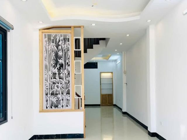 Bán nhà 46m2 gần trường Tiểu Học Tân Hội. Cạnh Vinhomes Đan Phượng. Đơn lập 5 tầng 6 ngủ