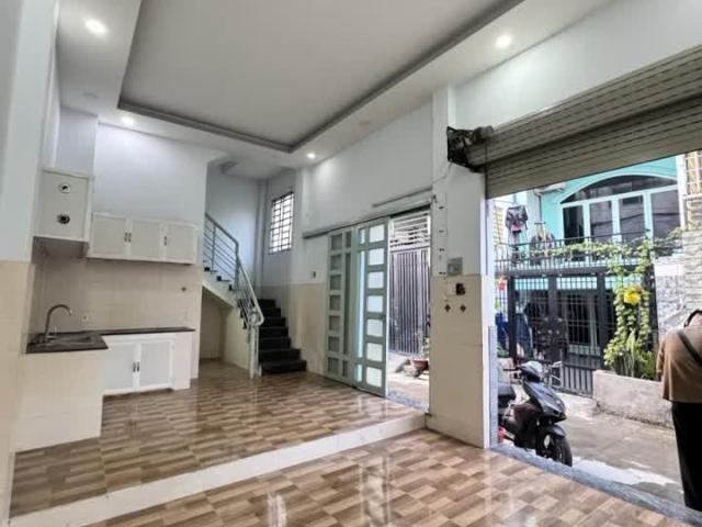 Bán nhà 49m2, 3 tầng, 2PN, 2WC, Tam Bình, Thủ Đức 3,05 tỷ