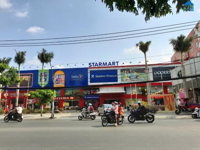 Bán nhà 4 lầu sát chợ Hạnh Thông Tây ngang 4.5m 80m2 Quang Trung KD sầm uất 11 tỷ hơn